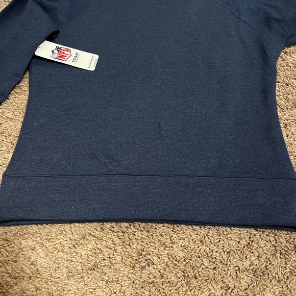 Broncos NFL Women’s Sweater new with tags - Picture 6 of 7